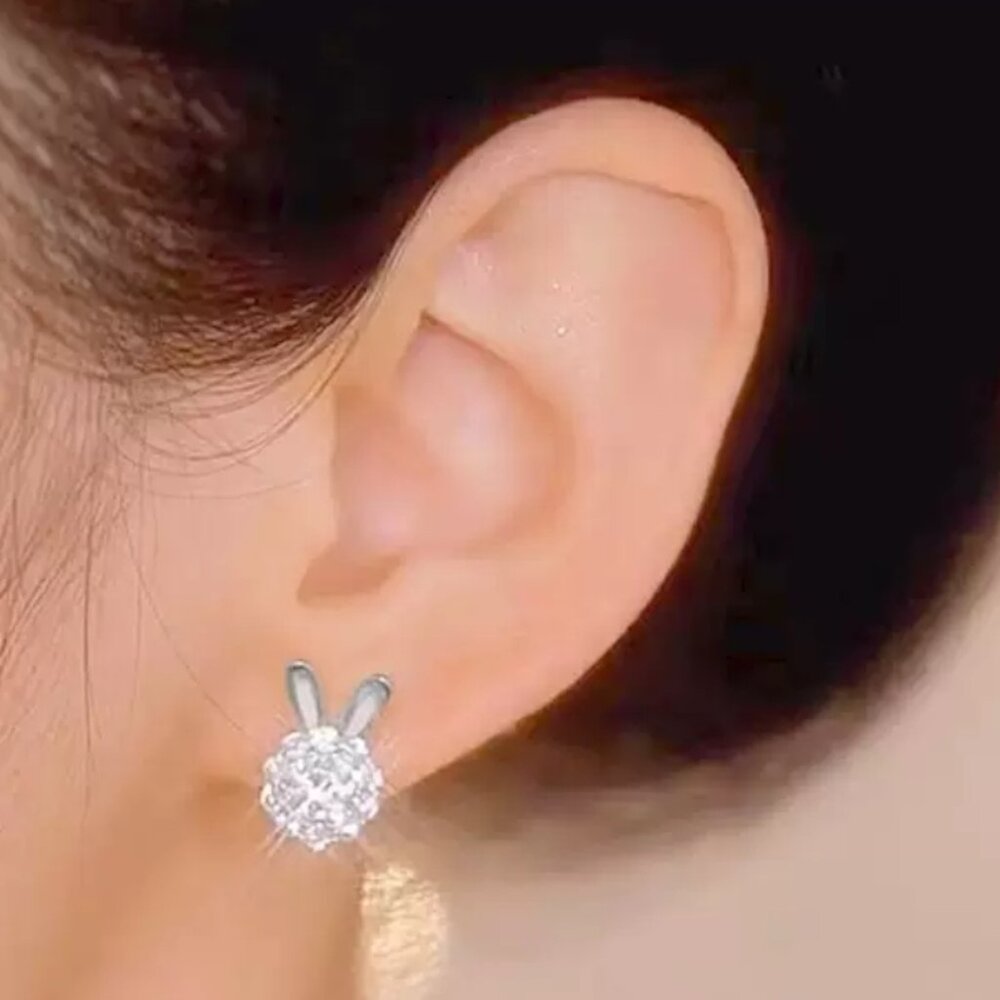 1Pair Bunny Retro Personality Simple Temperament Diamond Earrings Niche Crystal